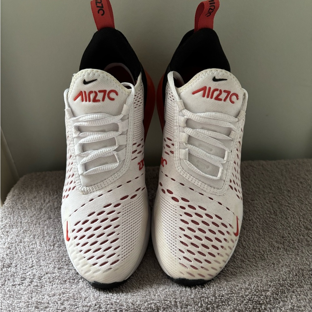 Nike Air270 White and Red Women's Sneakers